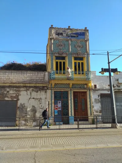 image linking to IFF Valencia: Can we rescue the internet?