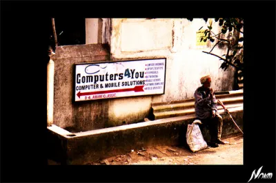 image linking to ¿Las redes sociales pueden hacer algo por la pobreza?